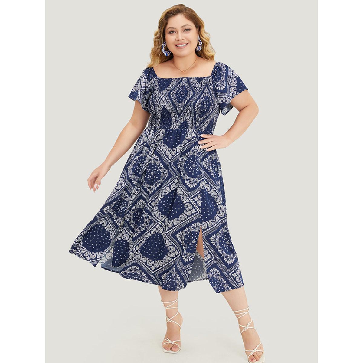 Plus Size Paisley & Moroccan Print Pocket Shirred Square Neck Split Dress DarkBlue Women Vacation Slit One-shoulder neck Short sleeve Curvy Midi Dress BloomChic 30/6X Product Image