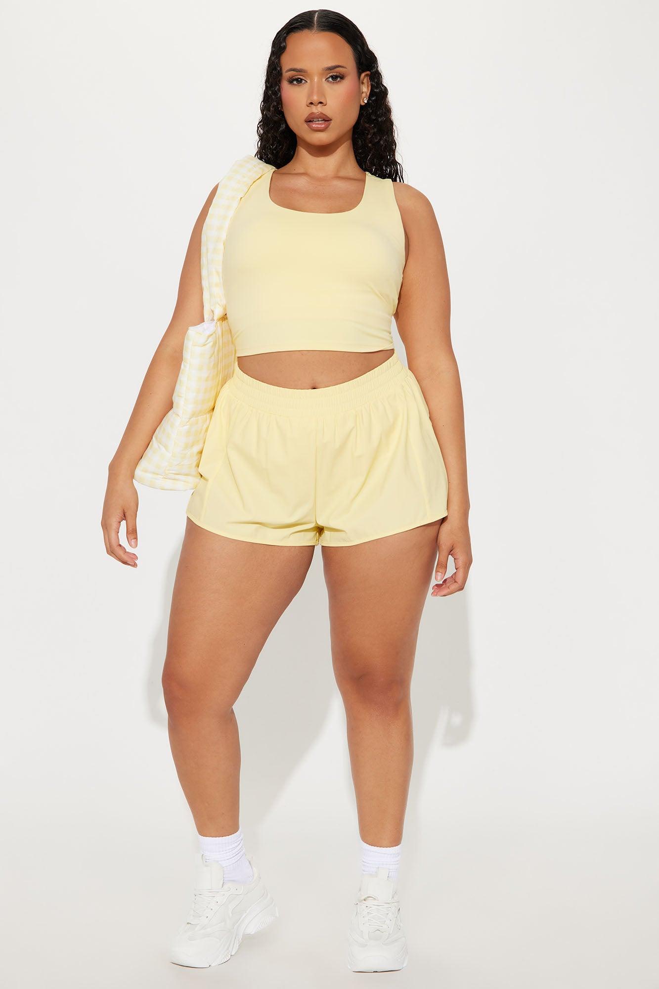 Last Serve Active Running Short - Butter Yellow Product Image