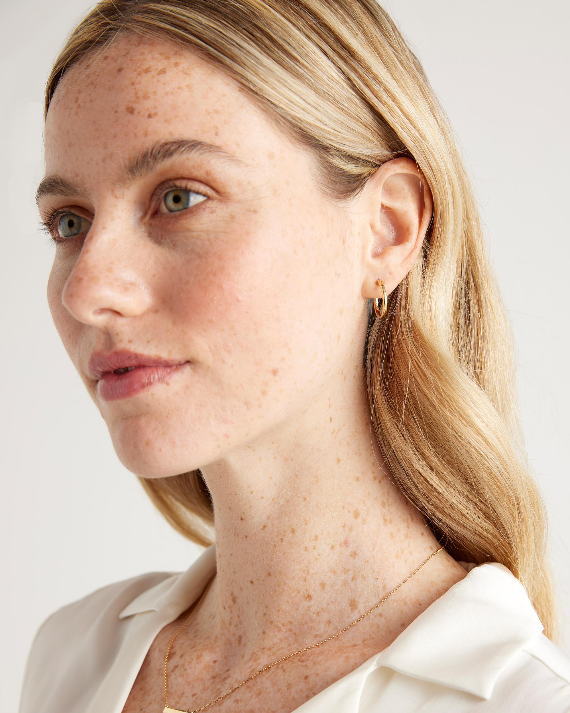 Quince | Women's Midi Hoop Earrings Product Image