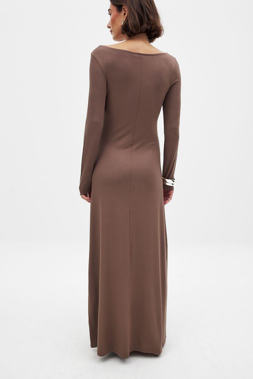 Soft Line Scoop Neck Maxi Dress Product Image
