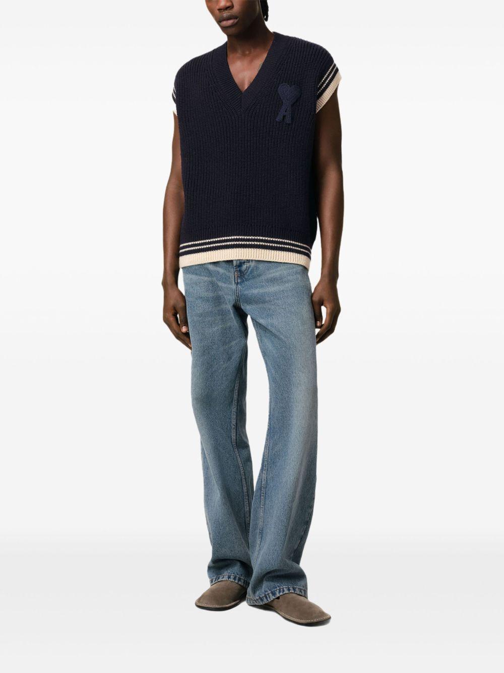 ribbed sleeveless V-neck sweater Product Image