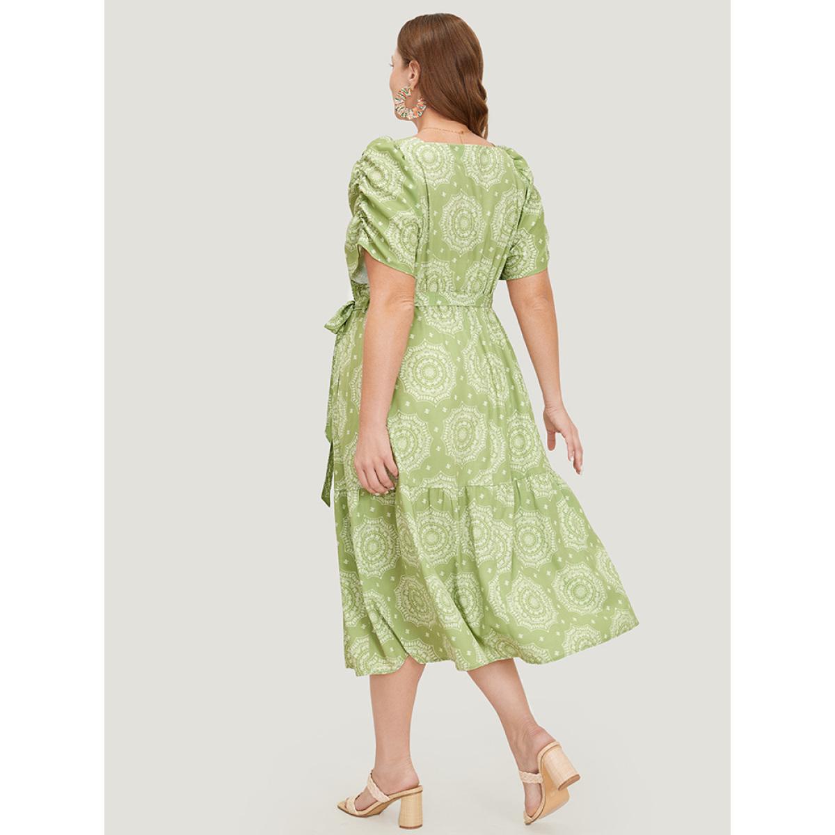 Plus Size Bandana Print Ruched Sleeve Frill Trim Pocket Belt Dress LightGreen Women Vacation Ruched Square Neck Short sleeve Curvy Midi Dress BloomChic 10/M Product Image