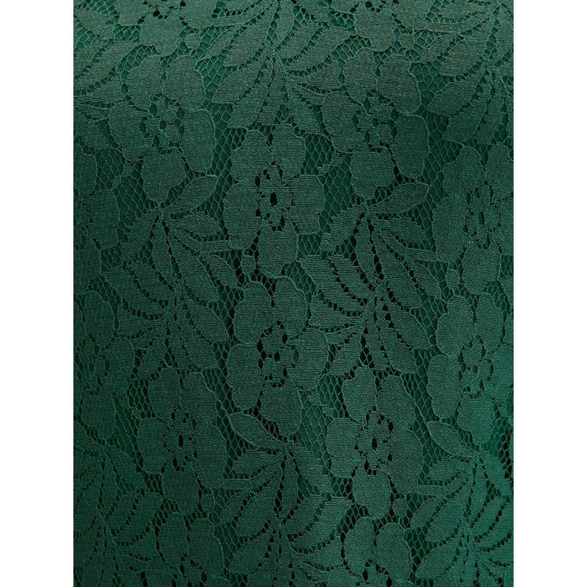 Plus Size Green Solid Crochet Lace V Neck Blouse Women Glamour Long Sleeve V-neck Going out Blouses BloomChic 26/4X Product Image