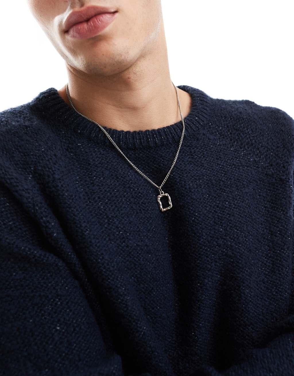 Threadbare chunky knit sweater in navy Product Image