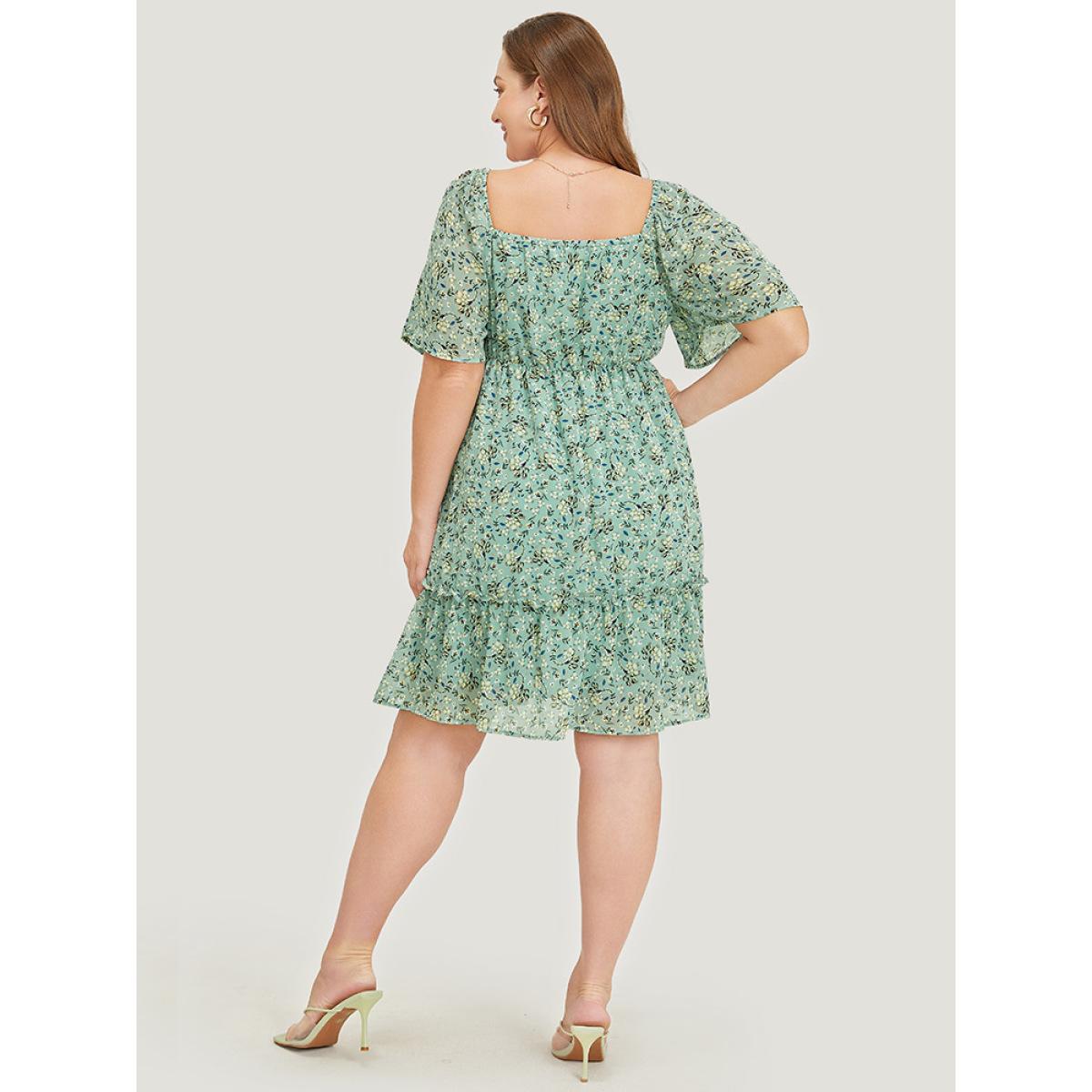 Plus Size Ditsy Floral Square Neck Frill Trim Pocket Ruffle Hem Dress Mint Women Elegant Lined Square Neck Short sleeve Curvy Short Dress BloomChic 28/5X Product Image
