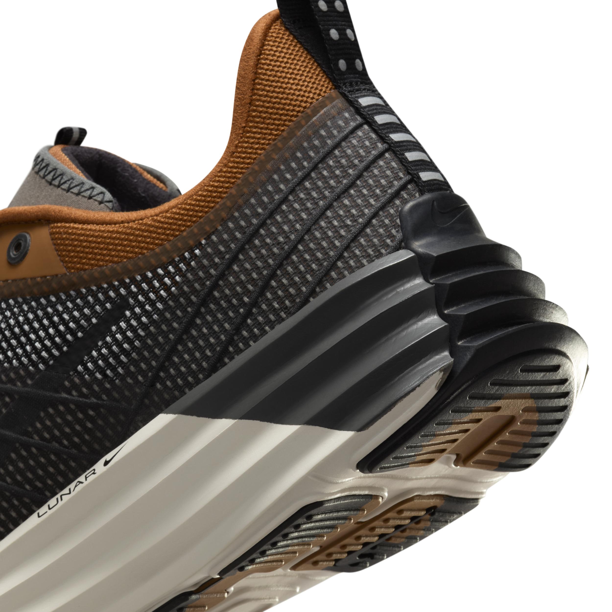 Nike Men's Lunar Roam SE Shoes Product Image
