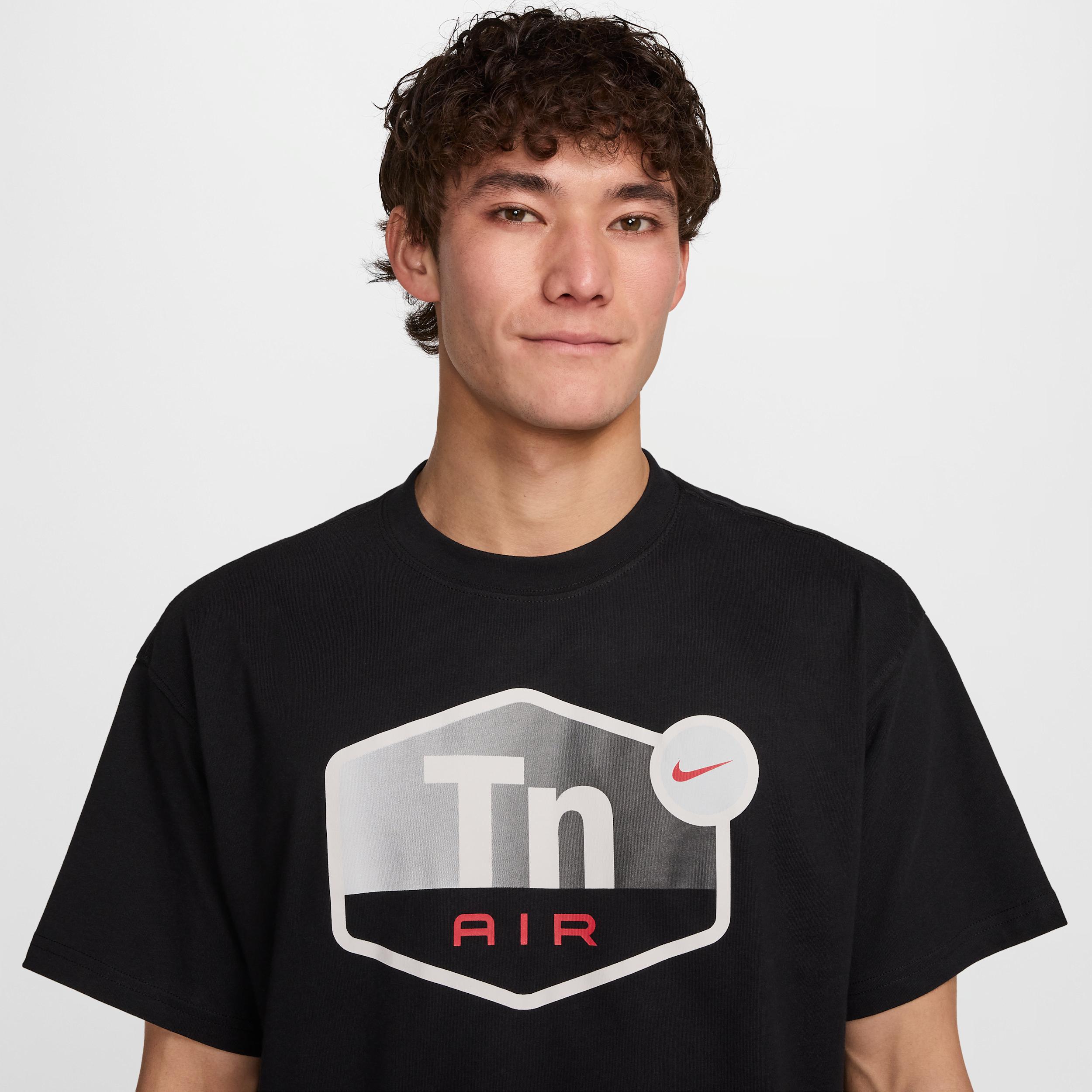 Nike Sportswear Men's Max90 T-Shirt Product Image