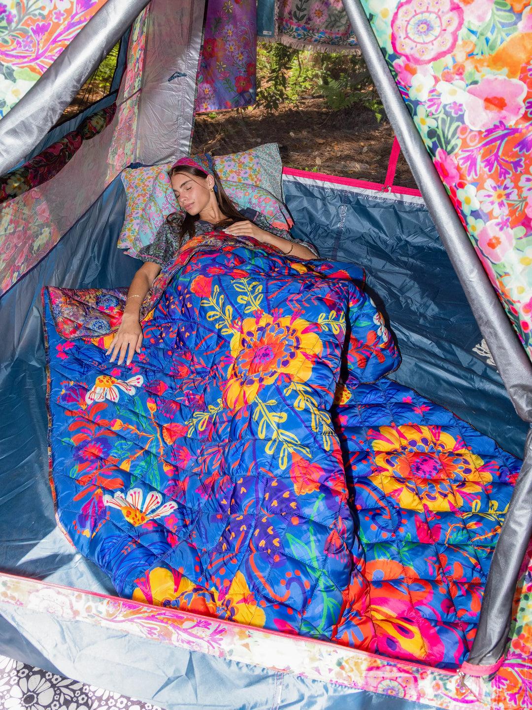 Puffy Outdoor Blanket Product Image