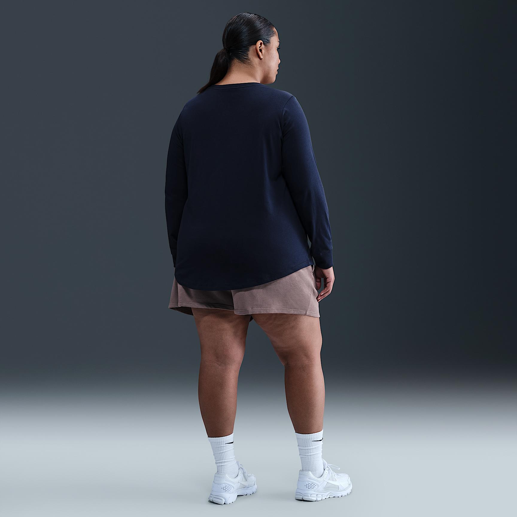 Nike Sportswear Club Women's Long-Sleeve T-Shirt (Plus Size) Product Image