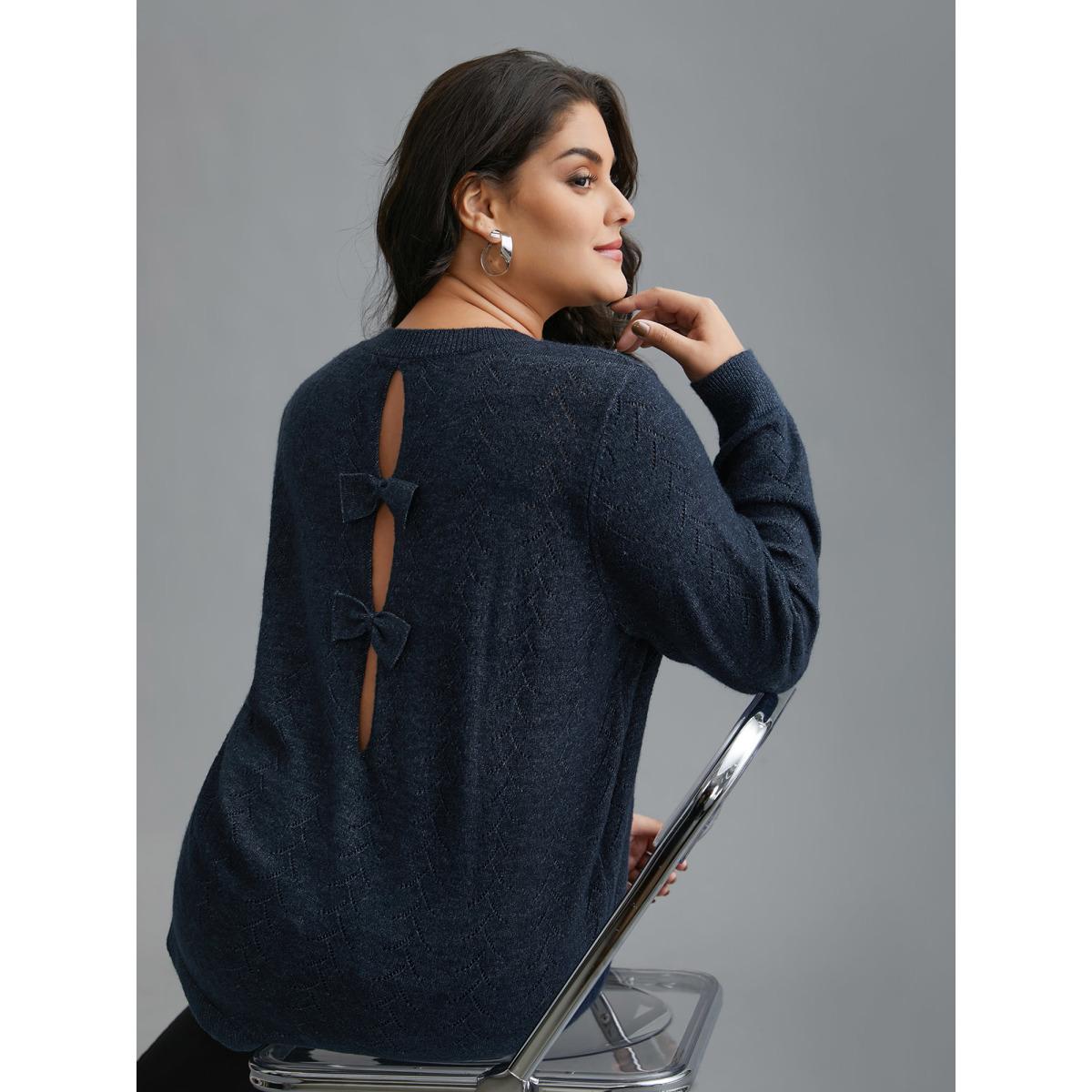 Plus Size Hollowed-Out-Back Bows V-Neck Pullover Midnight Women Casual Loose Long Sleeve V-neck Everyday Pullovers BloomChic 30/6X Product Image