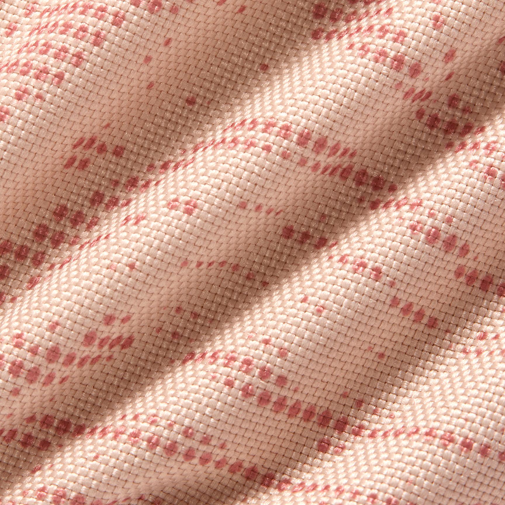 Womens Nike Sportswear Futura 365 Crossbody Bag (3L) | HV6621-126 Product Image