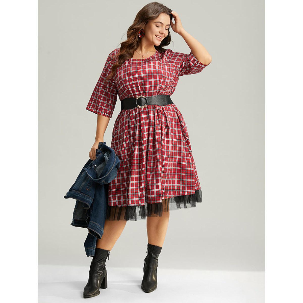 Plus Size Christmas Plaid Mesh Patchwork Pleated Dress Multicolor Women Office Printed Round Neck Half Sleeve Curvy Midi Dress BloomChic 30/6X Product Image