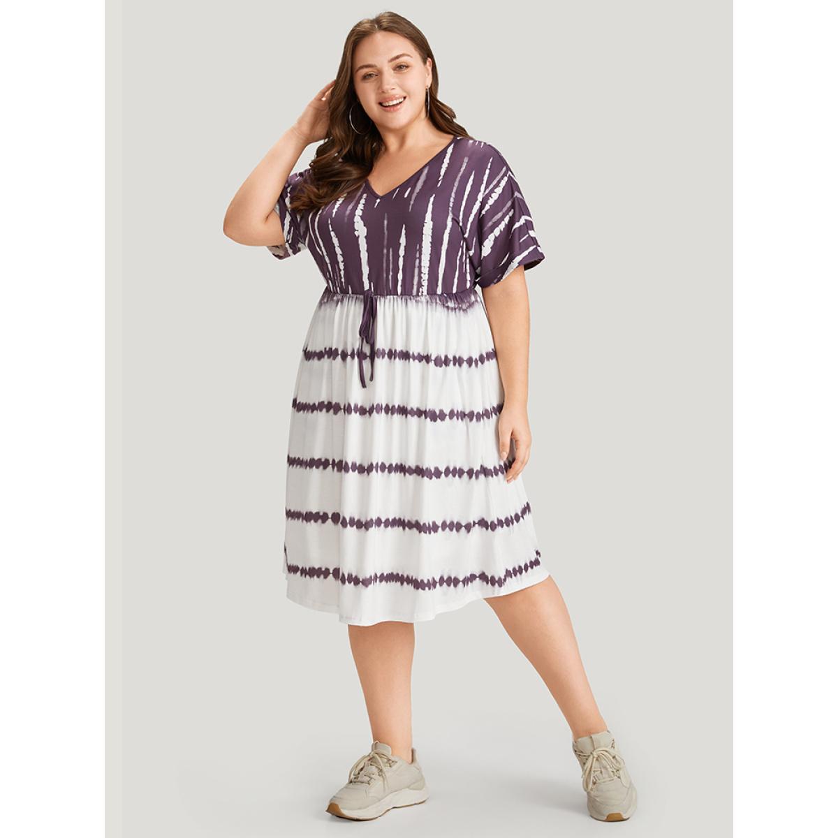 Plus Size Tie Dye Batwing Sleeve Pocket Knot Front Dress Mauve Women Casual Lined V-neck Short sleeve Curvy Midi Dress BloomChic 26/4X Product Image