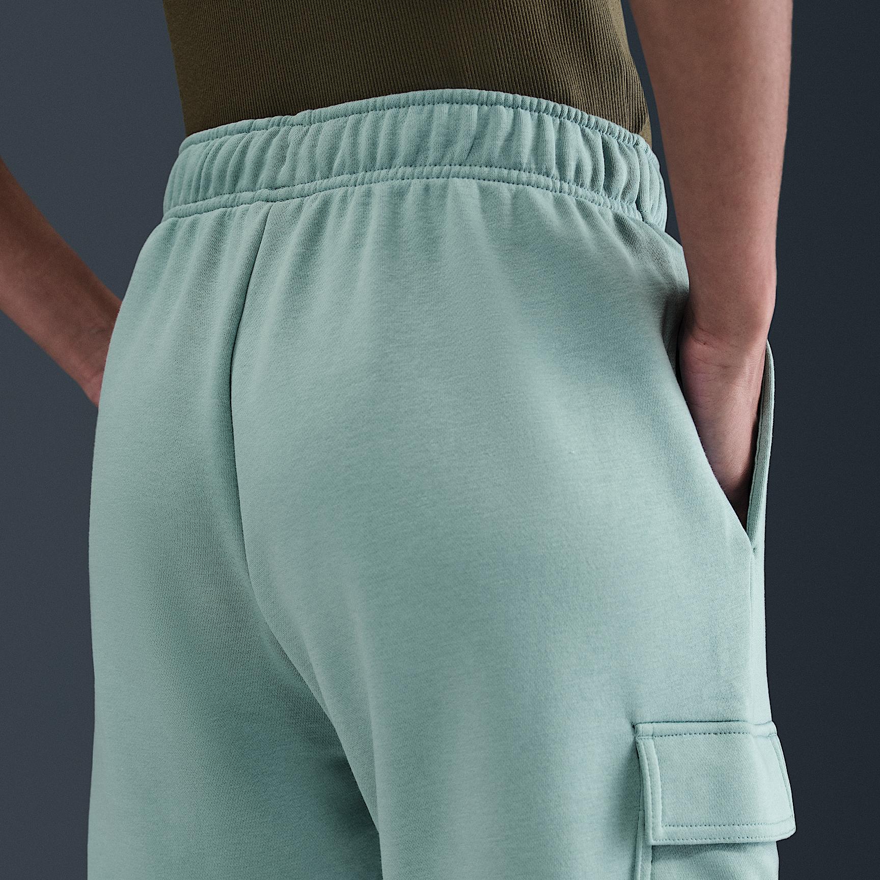 Womens Nike Sportswear Club Fleece Mid-Rise Oversized Cargo Sweatpants | DQ5196-017 Product Image