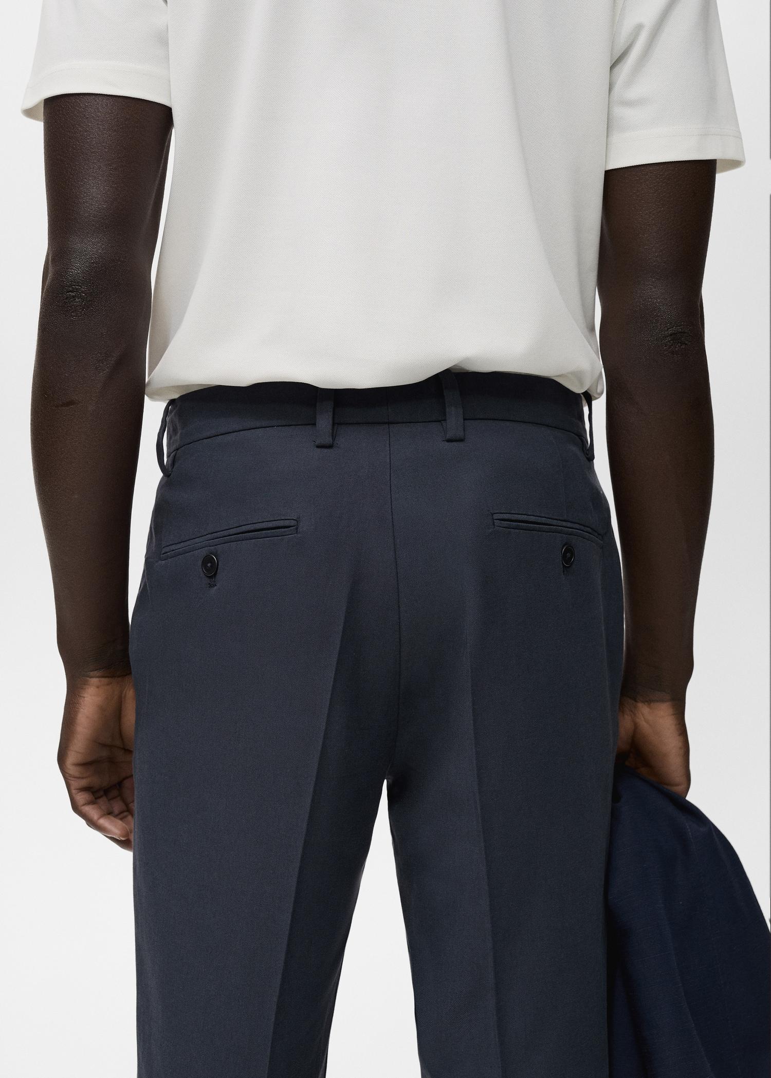 Cotton tapered crop pants - Men | MANGO USA Product Image