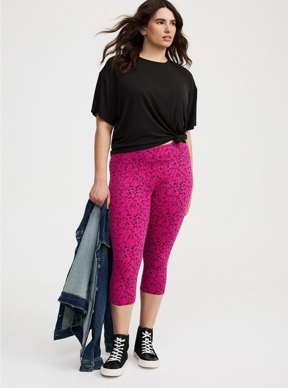 Pedal Pusher Pocket Legging Product Image