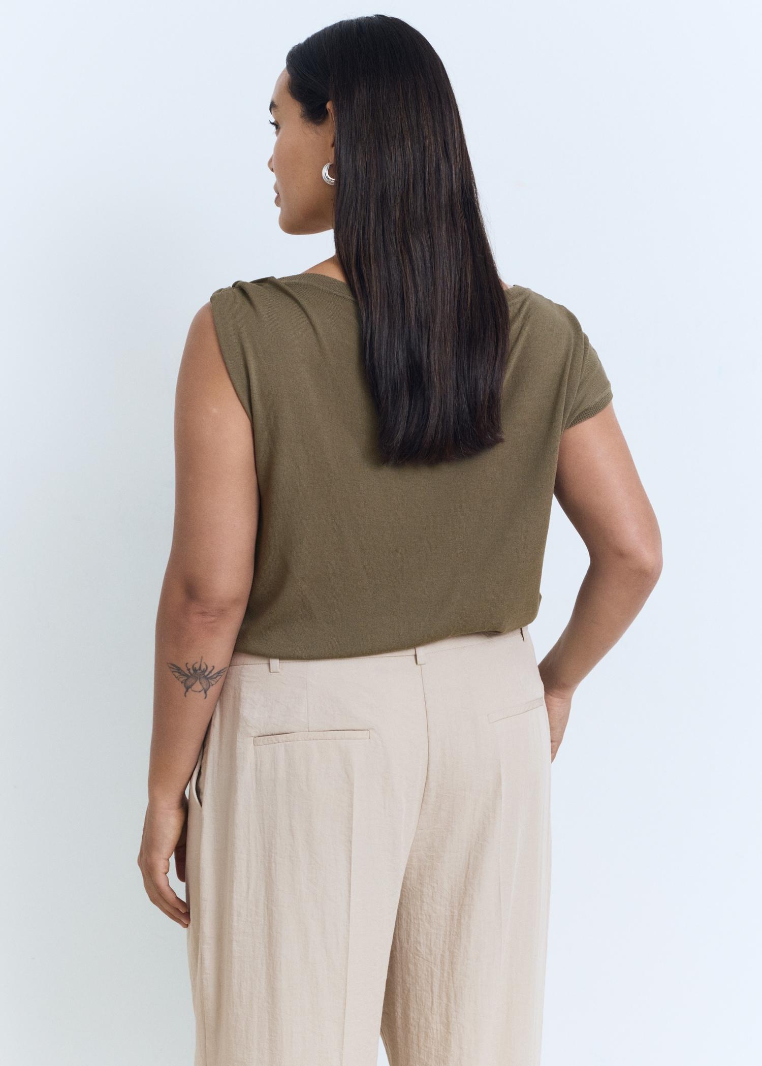 Wide-leg pleated pants - Women | MANGO USA Product Image