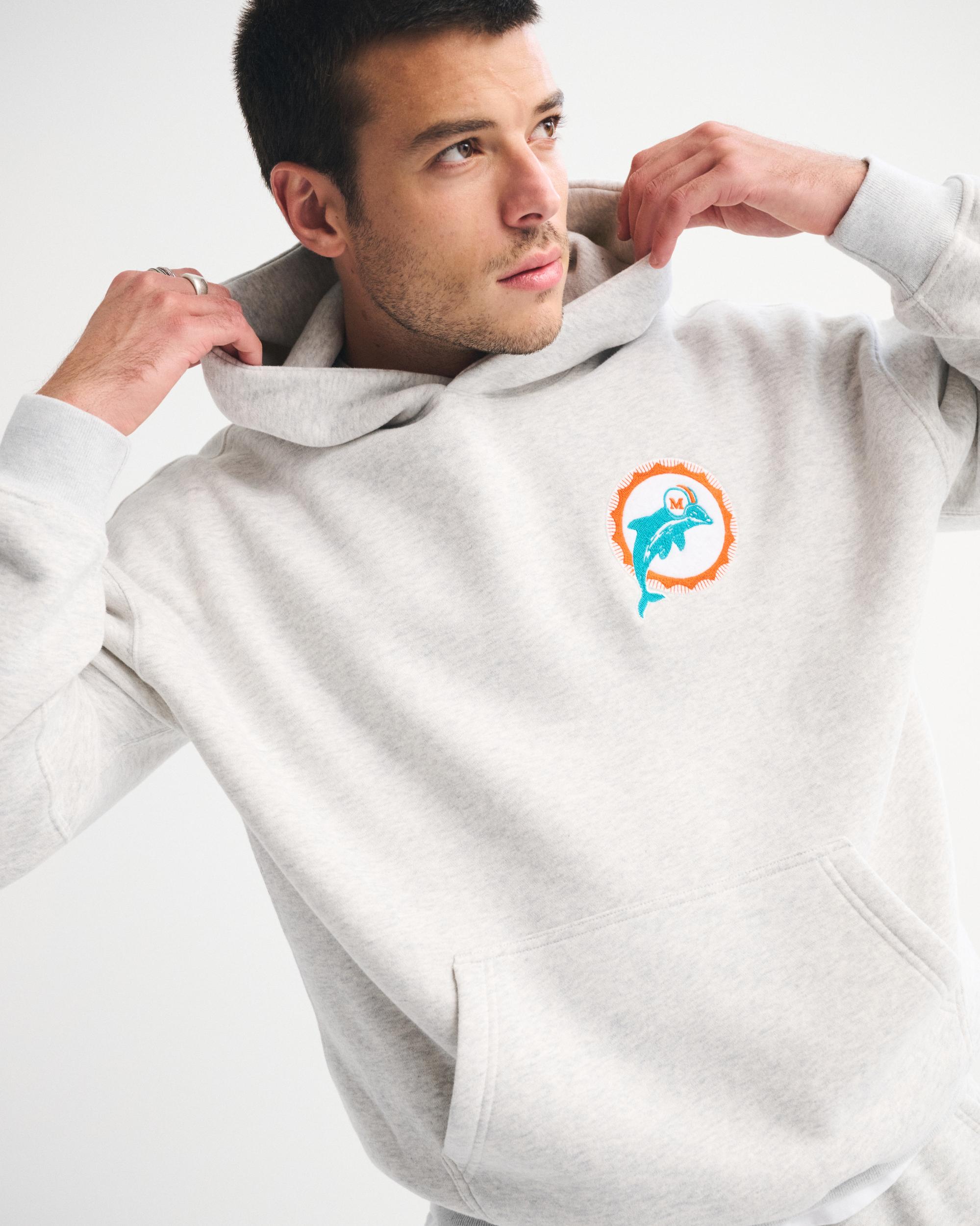 Chicago Bears Graphic Popover Hoodie Product Image