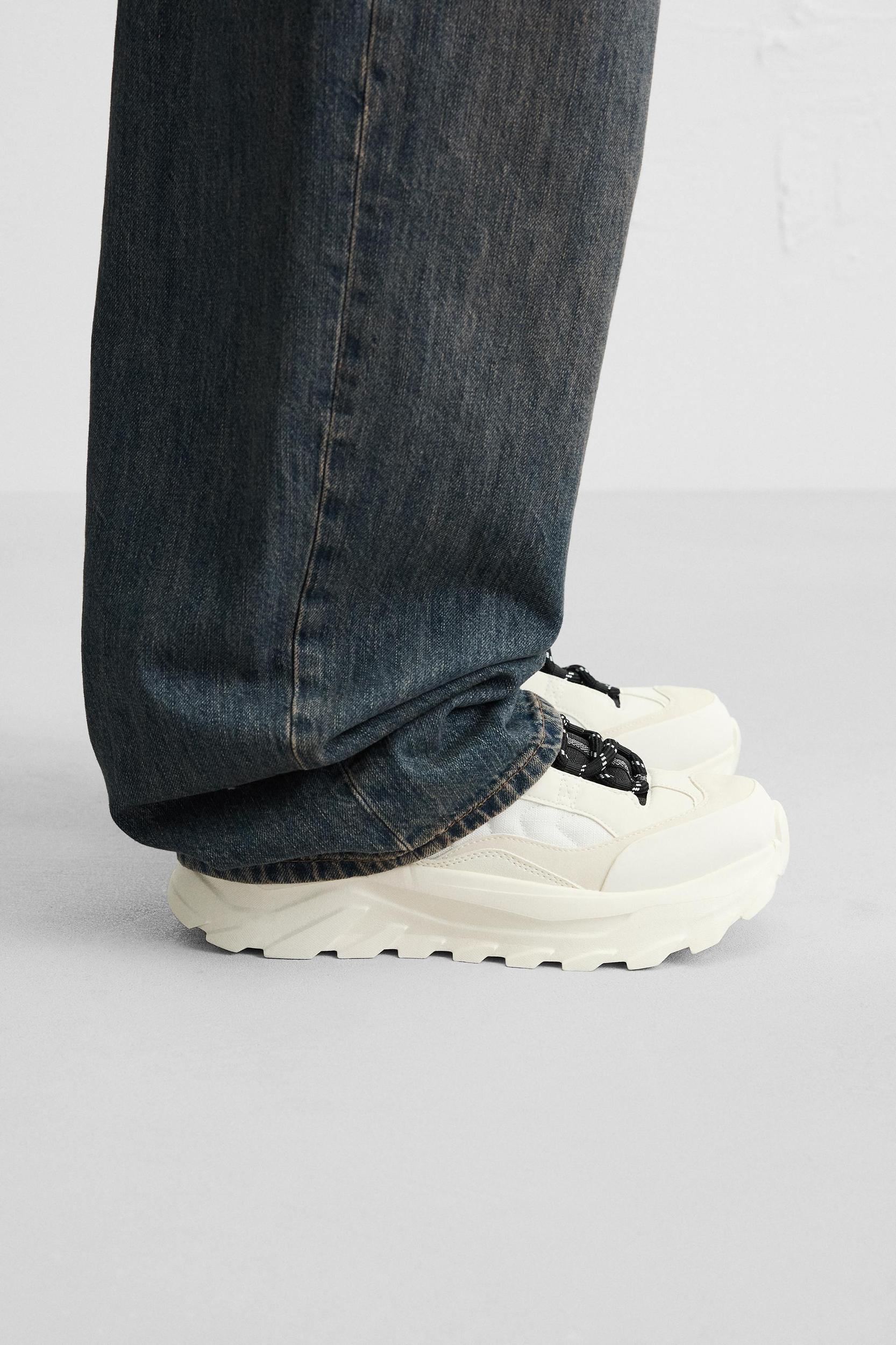 CHUNKY SNEAKERS Product Image