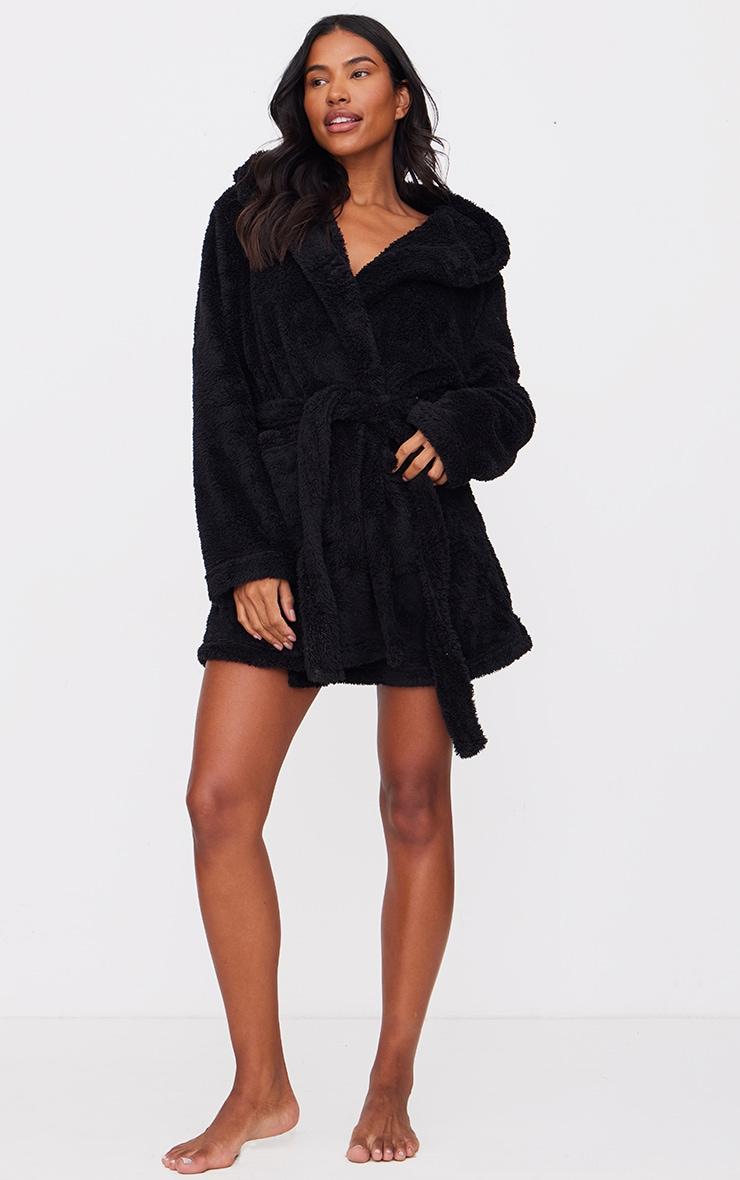 PRETTYLITTLETHING Black Fluffy Bath Robe Product Image