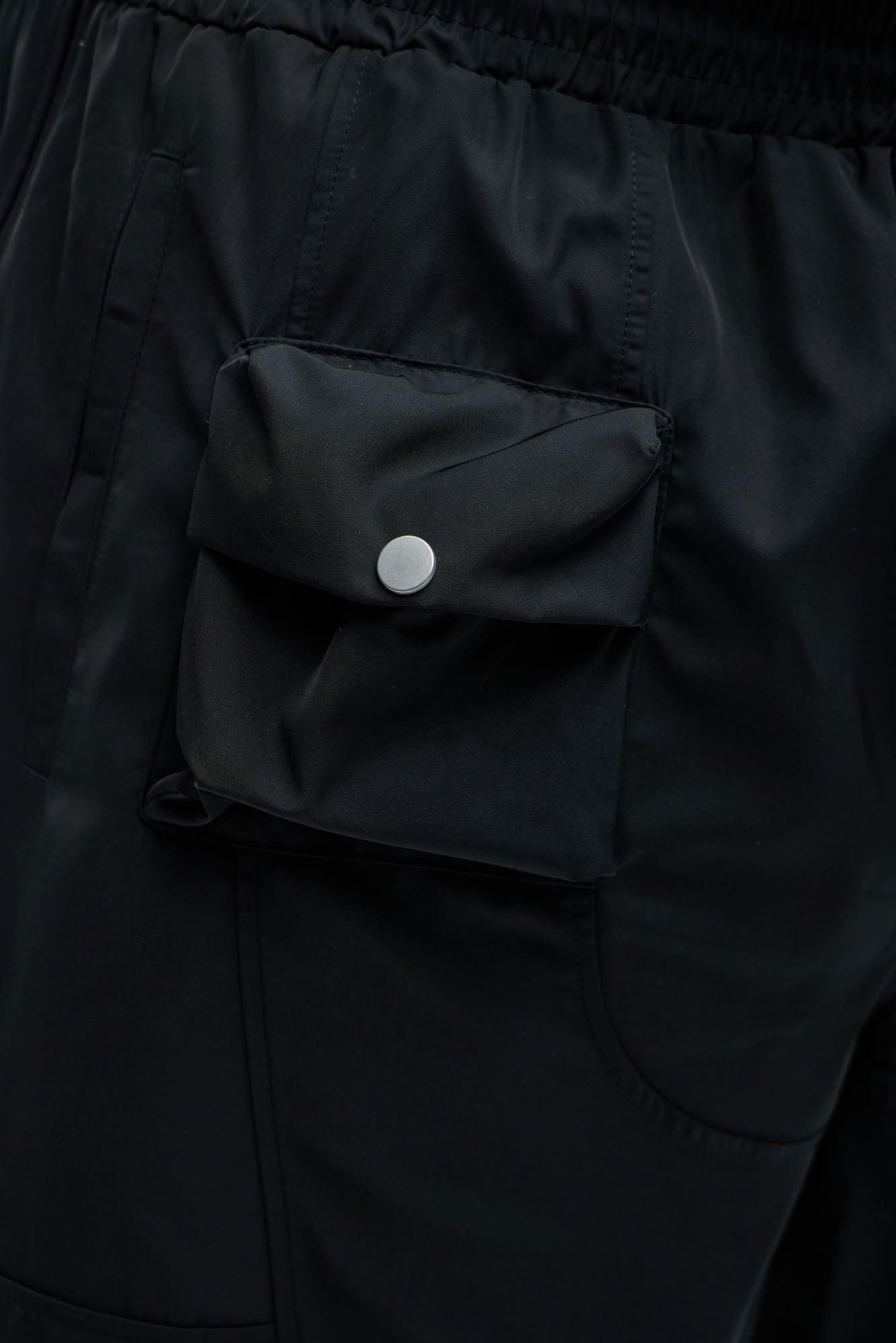 Zip Release Relaxed Tech Shorts - Black Product Image