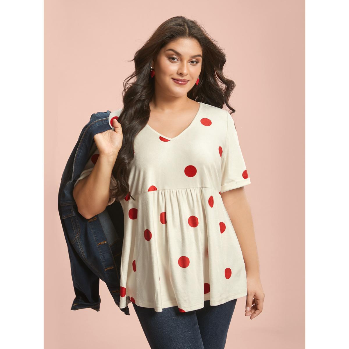 Plus Size Mink Velvet Polka Dots Contrast T-Shirt Beige Women Casual Gathered V-neck Bodycon Everyday T-shirts BloomChic 14-16/1X Product Image