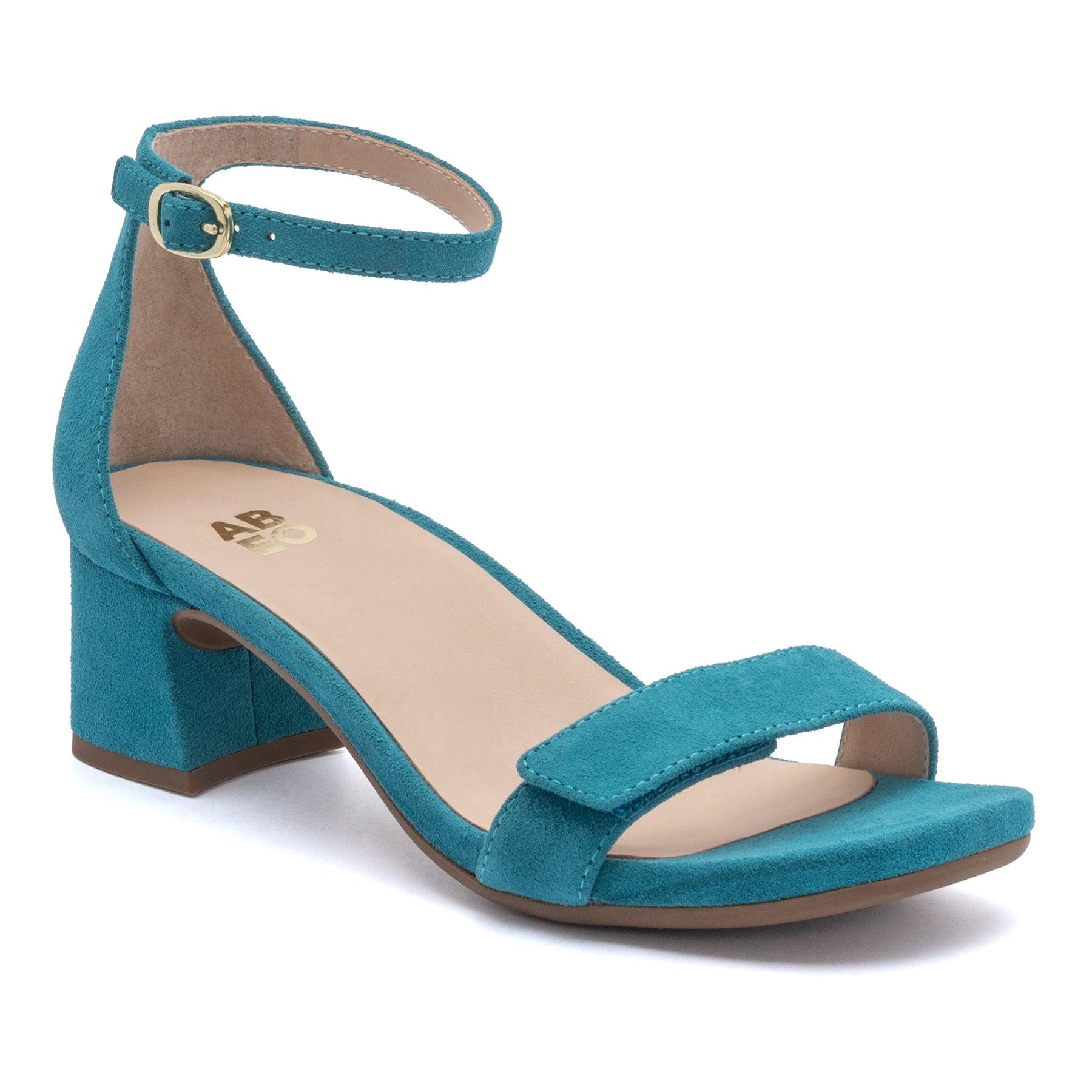 Avenue Strap Metatarsal Female Product Image