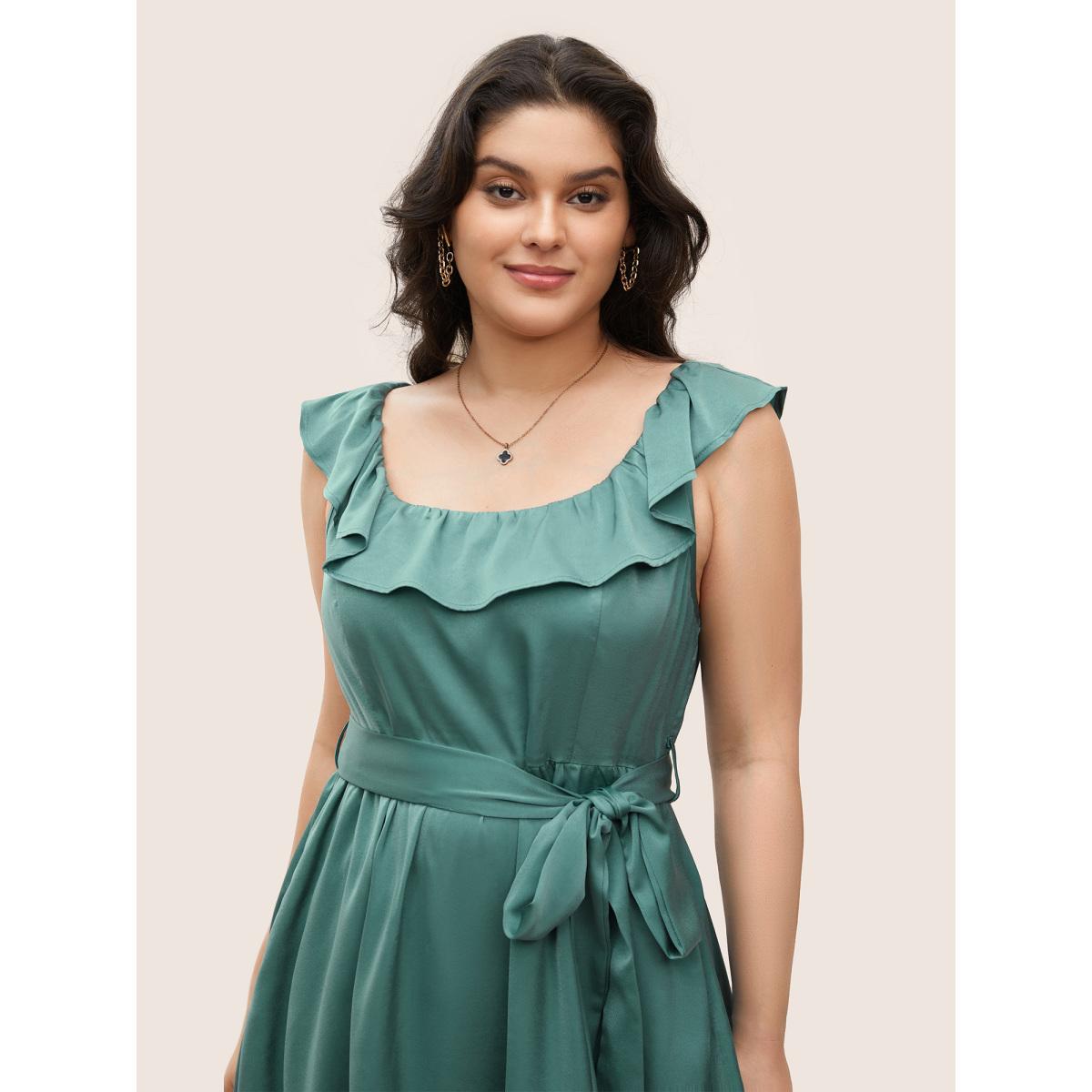 Plus Size Square Neck Plain Ruffles Gathered Belted Dress Emerald Women Elegant Gathered Square Neck Sleeveless Curvy Midi Dress BloomChic 18-20/2X Product Image