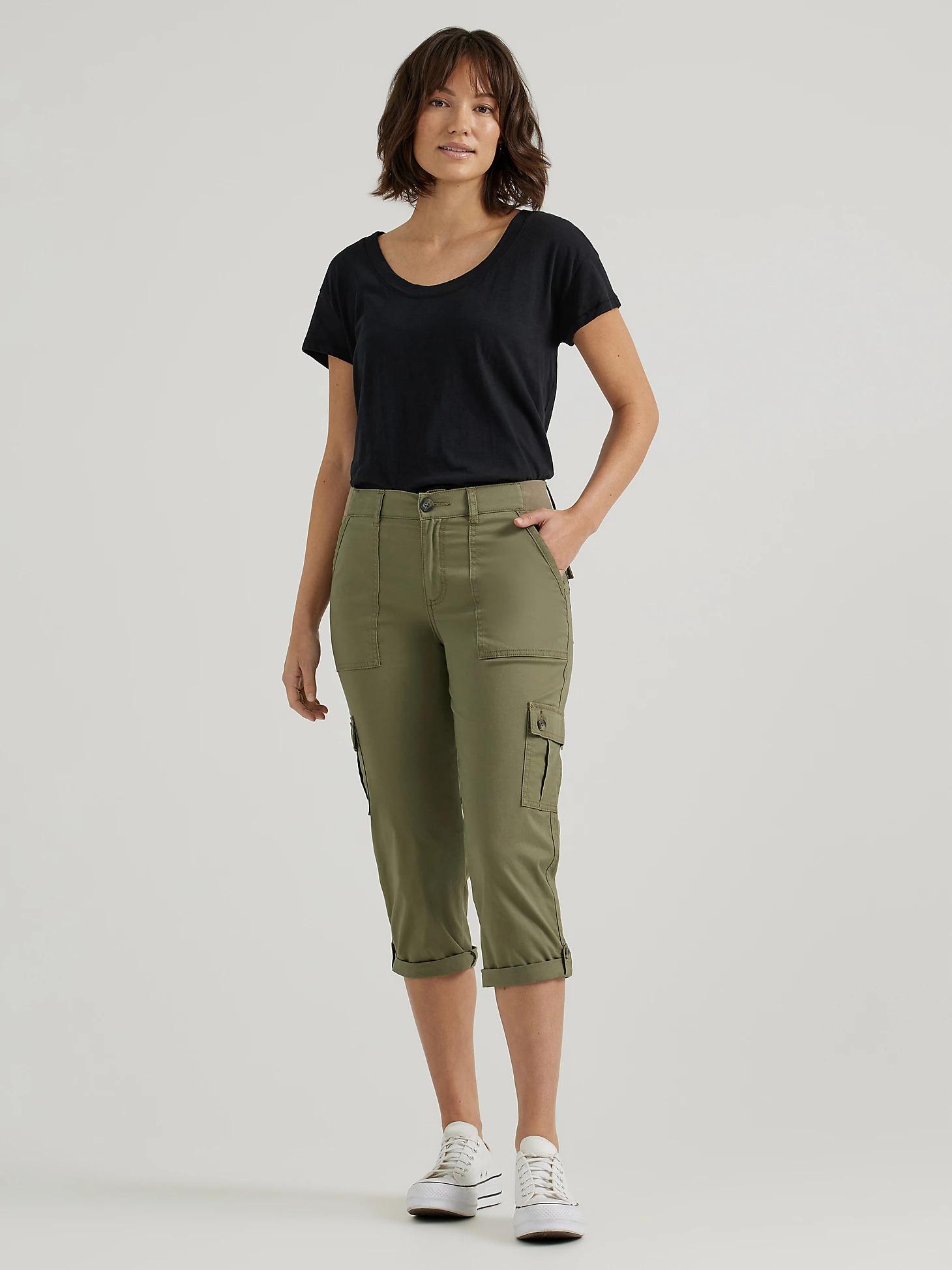 Women's Ultra Lux Comfort with Flex-to-Go Relaxed Fit Cargo Capri | Women's Capris & Crops | Lee® Product Image