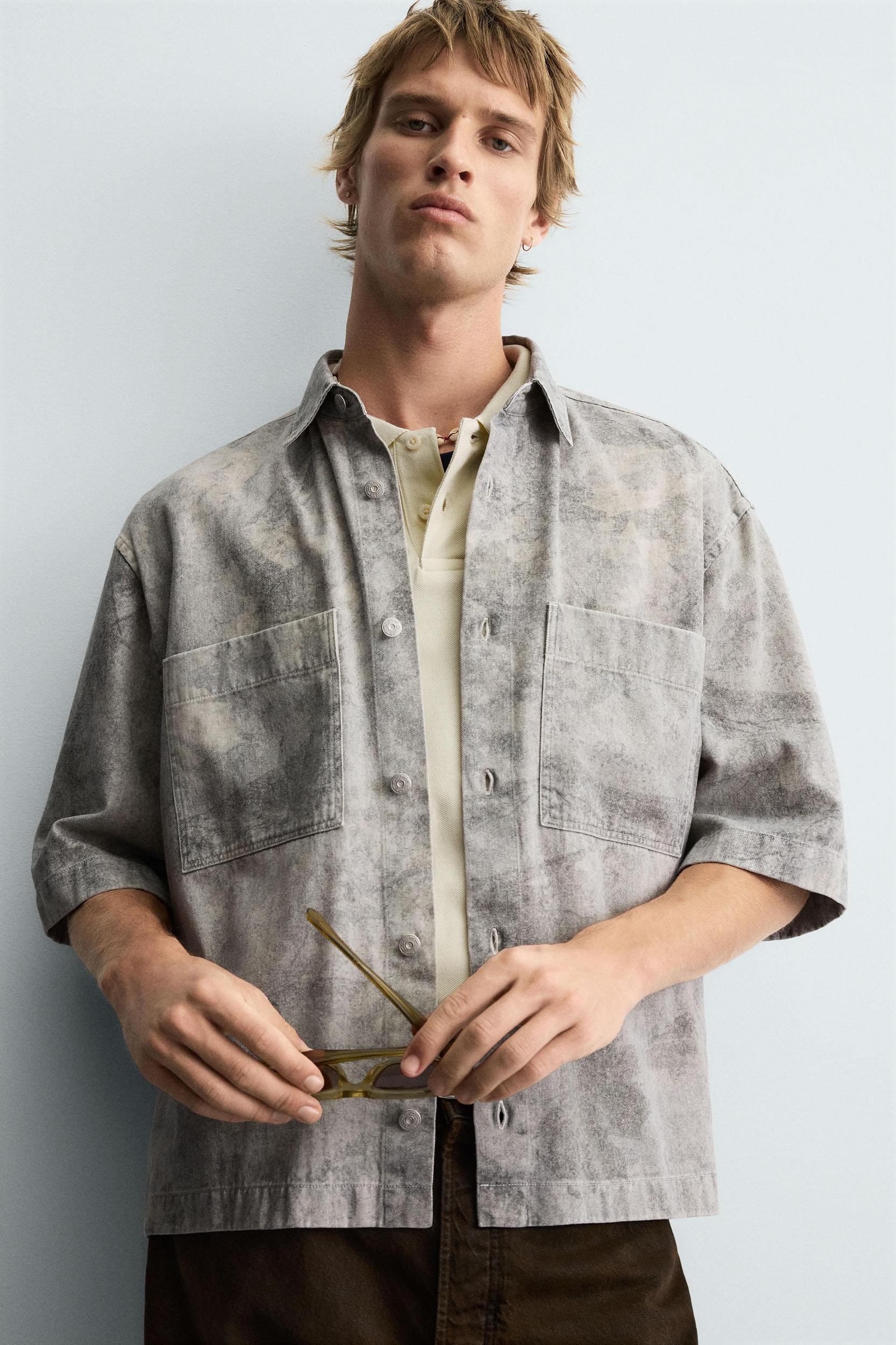 RELAXED FIT ABSTRACT PRINT SHIRT Product Image