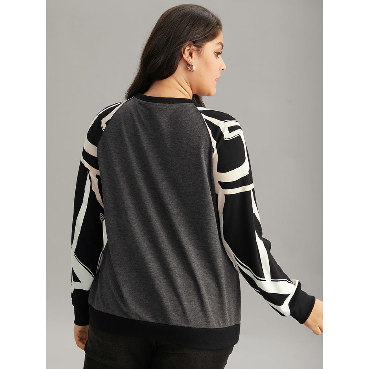 Plus Size Graphic Print Raglan Sleeve Elastic Cuffs Sweatshirt Women Black Casual Rib Knit Round Neck Dailywear Sweatshirts BloomChic 30/6X Product Image