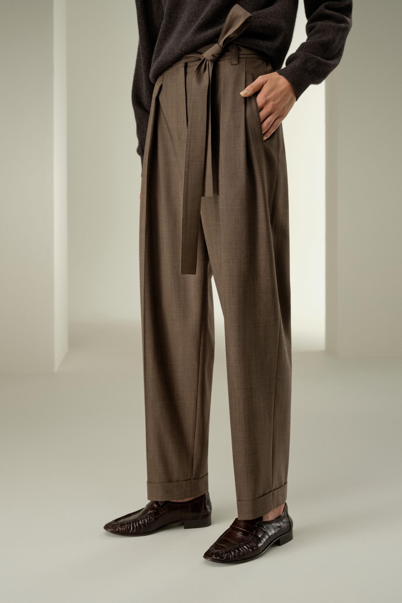 Havana Silk-Wool Barrel leg pants Product Image