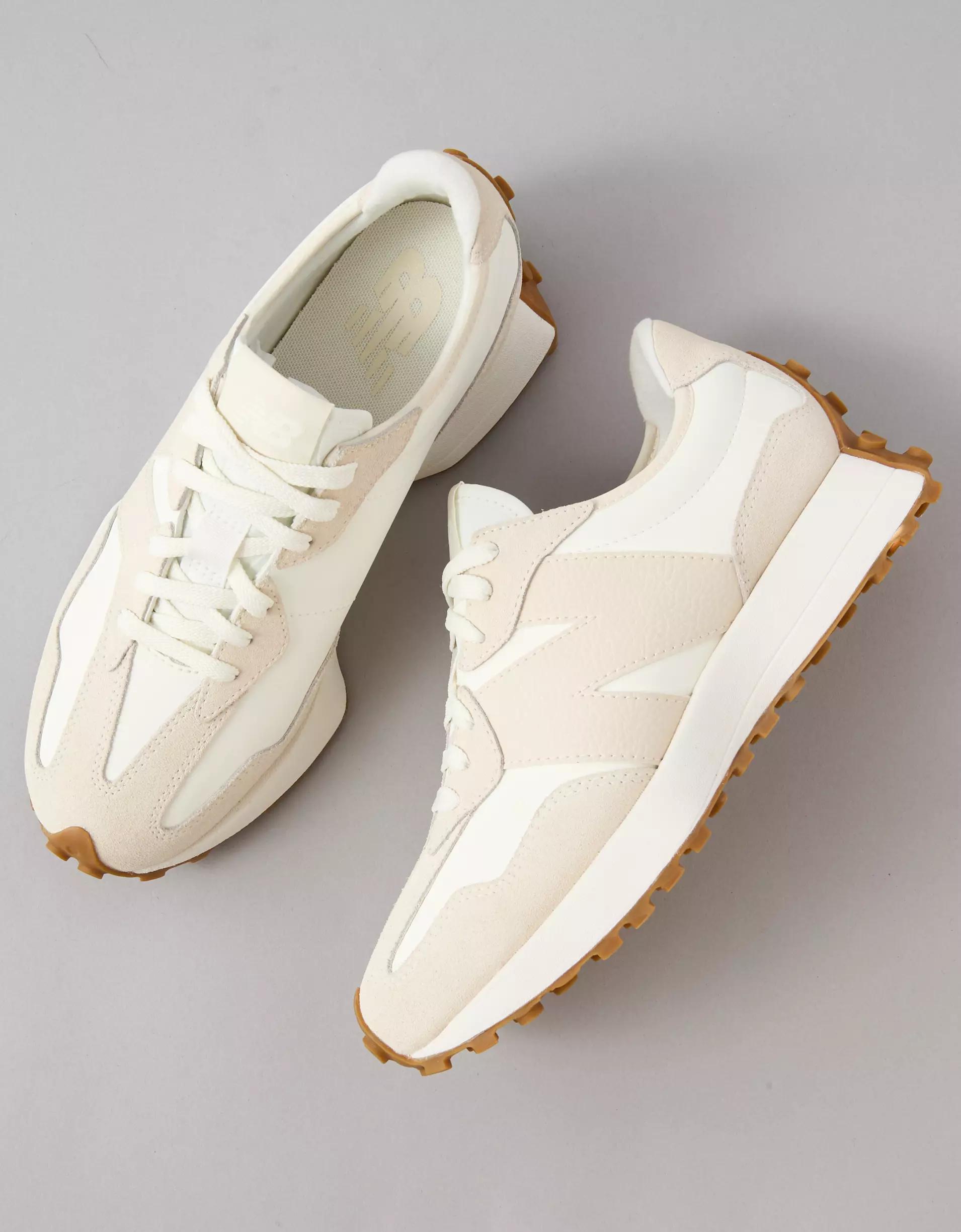 New Balance 327 Sneaker Product Image