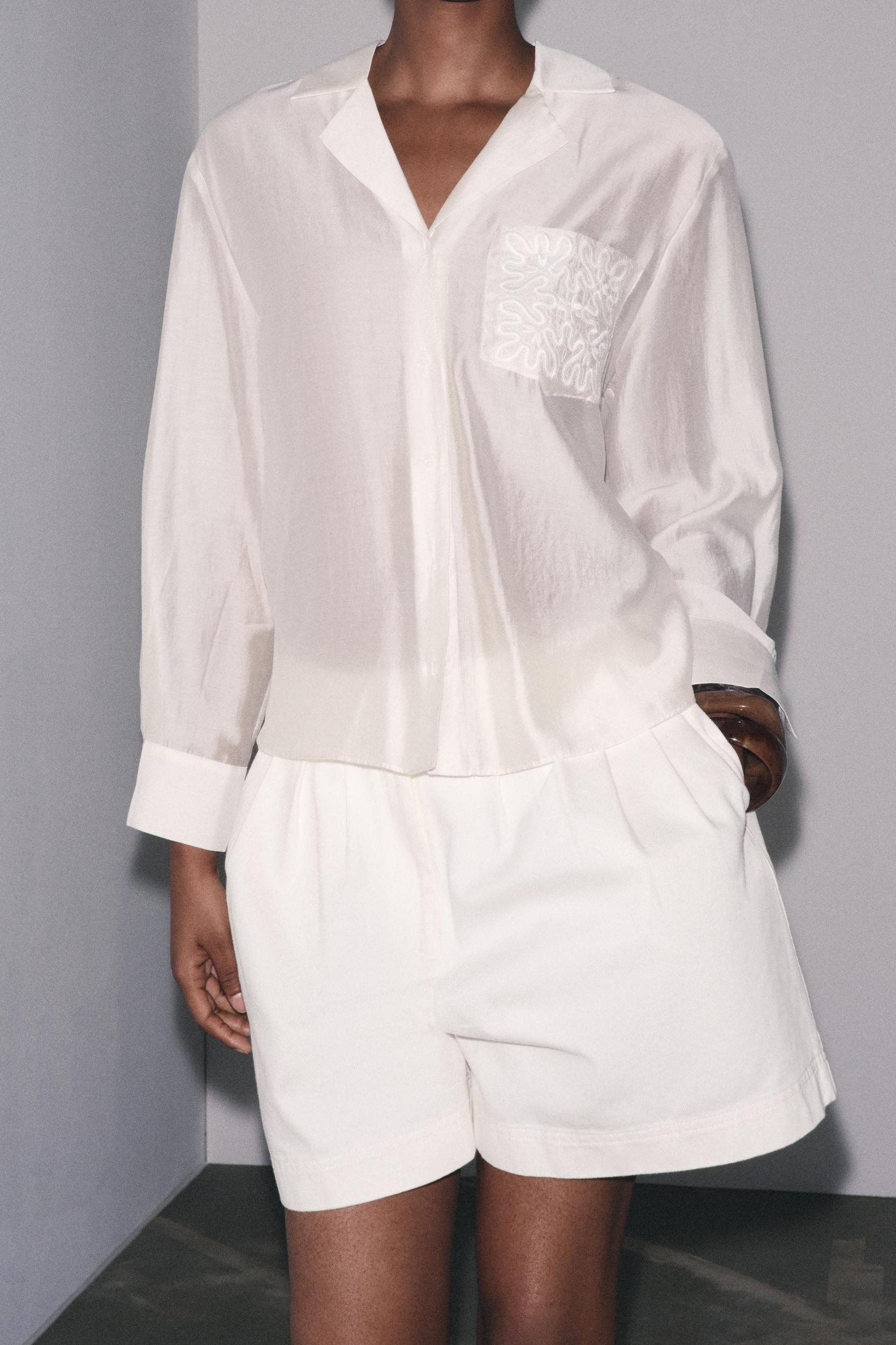 ZW COLLECTION PLEATED BERMUDA SHORTS Product Image