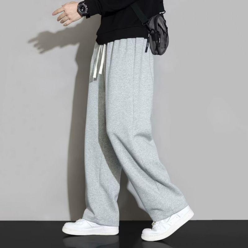 Drawstring Waist Loose Fit Sweatpants Product Image