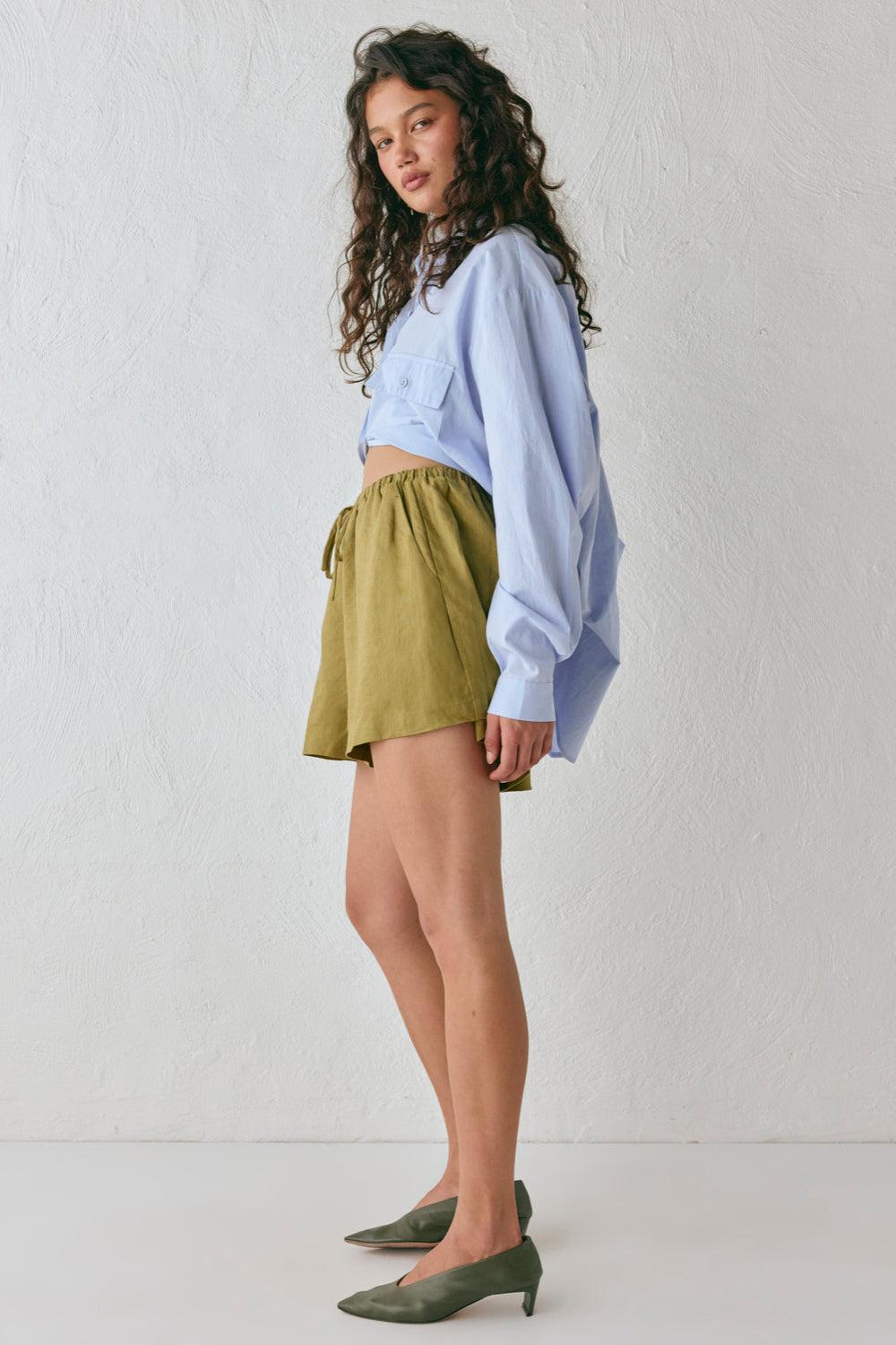 Nettie Linen Shorts Olive Product Image
