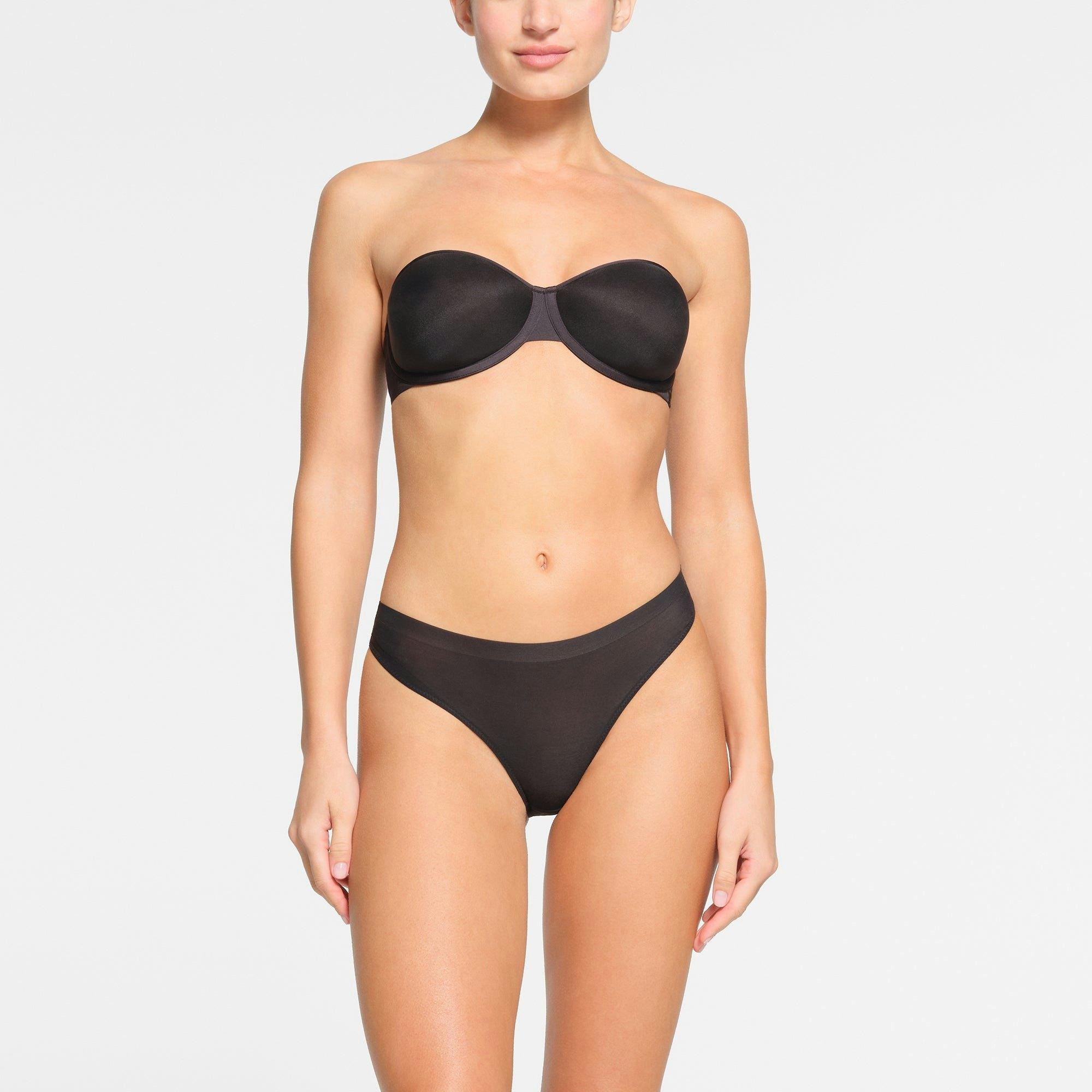 WEIGHTLESS STRAPLESS BRA | ONYX Product Image