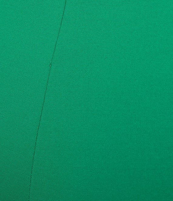 Slim Factor by Investments Ponte Knit No Waist Scallop Hem Capri Pull-On Pants Product Image