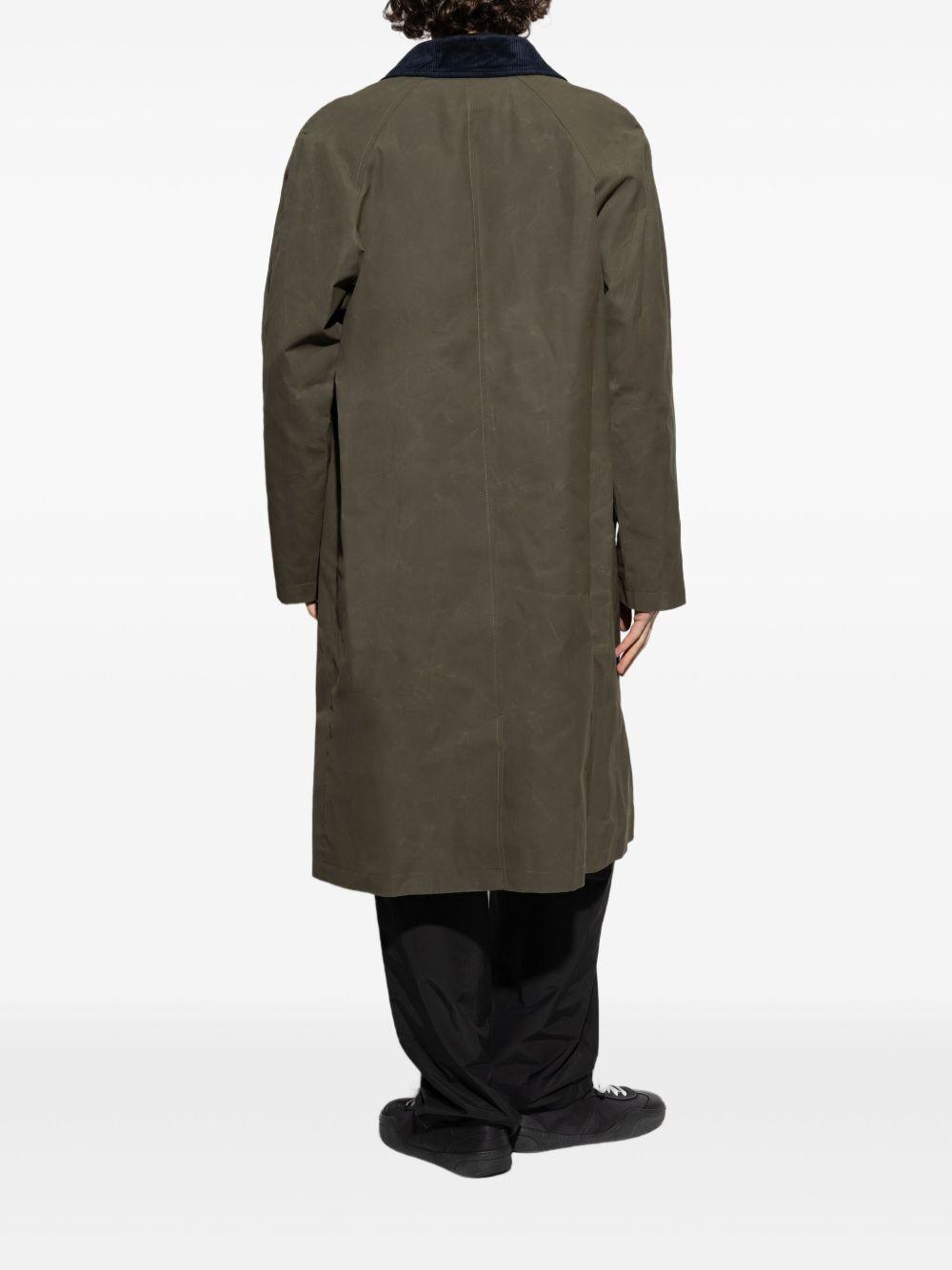 corduroy-collar coat Product Image