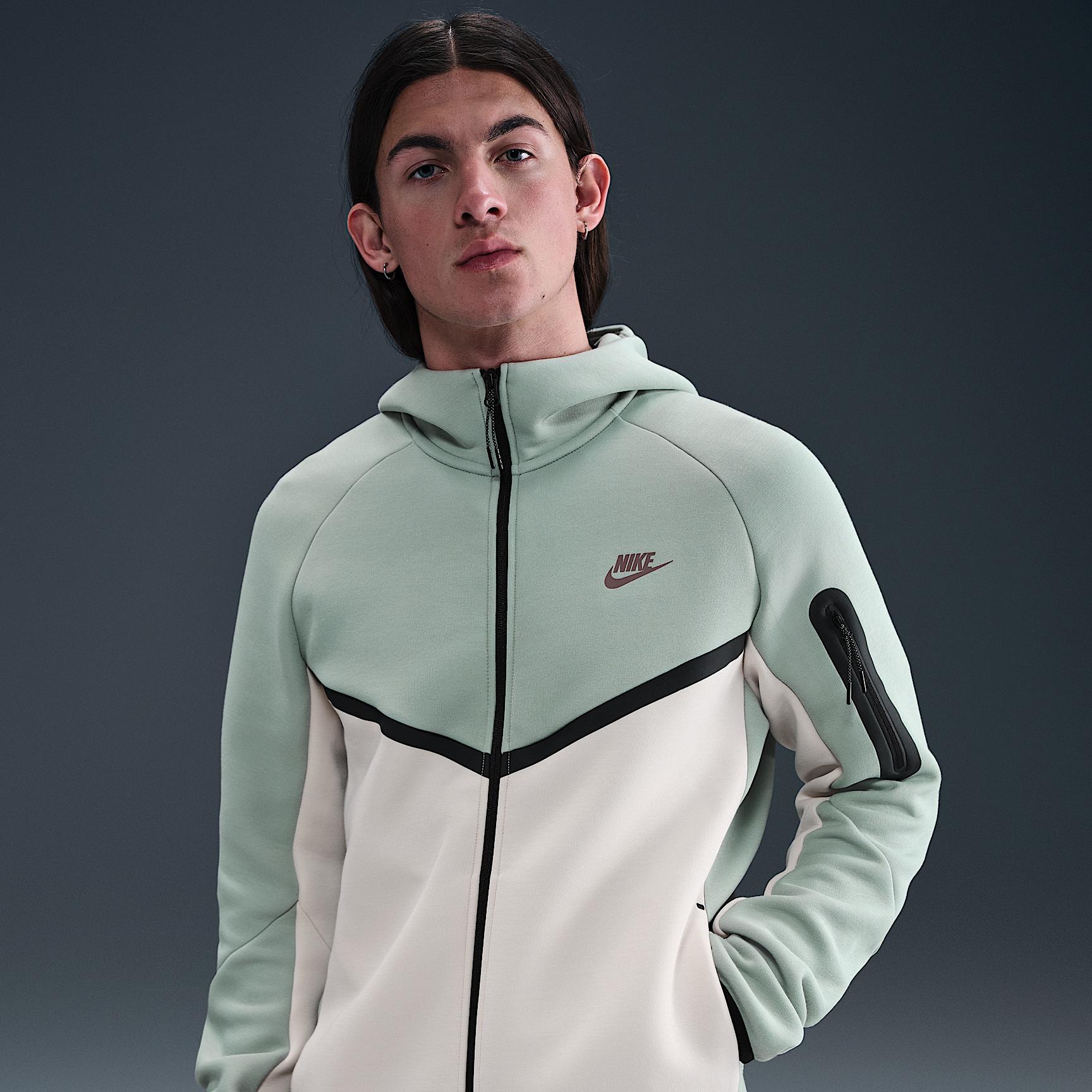 Nike Men's Tech Fleece Windrunner Full-Zip Jacket Product Image