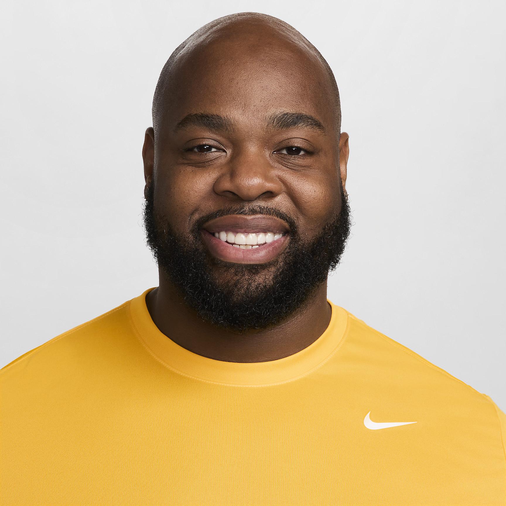 Nike Men's Dri-FIT Legend Fitness T-Shirt Product Image