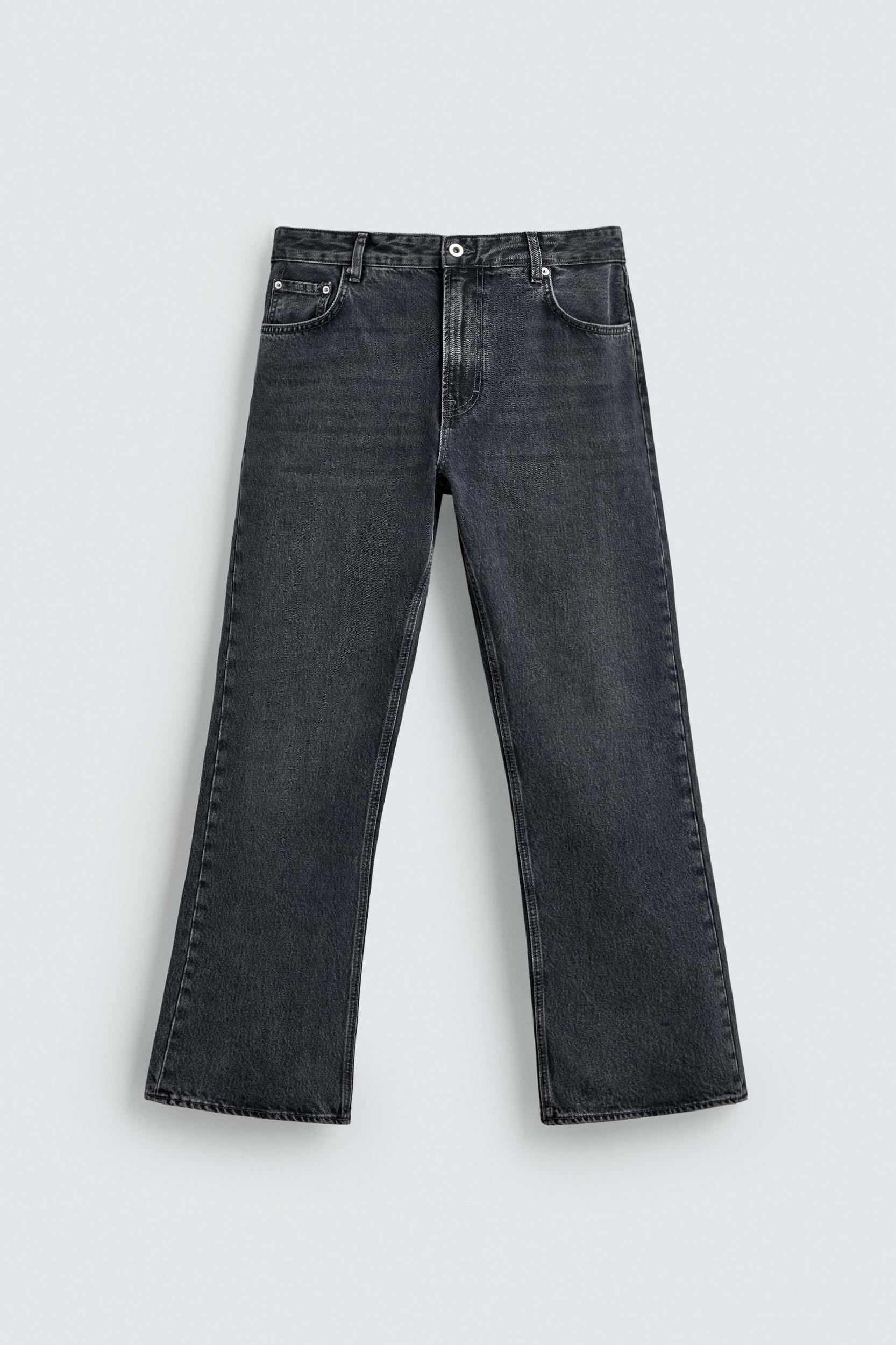 FLARE FIT JEANS Product Image