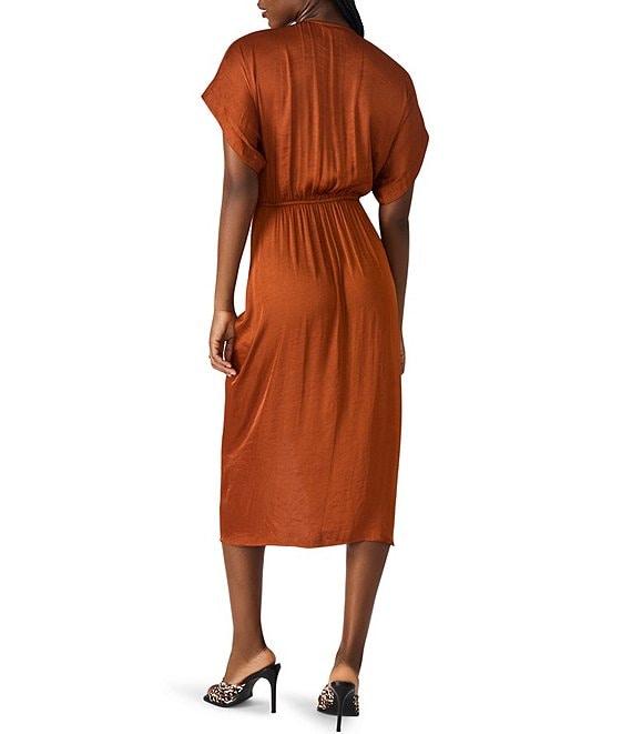 Steve Madden Aimee V Neck Short Sleeve Midi Dress Product Image