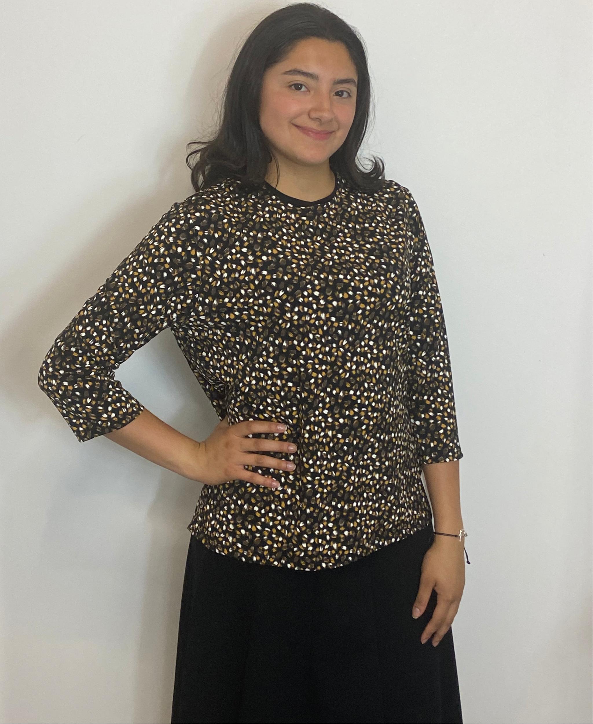 3/4 T-shirt Product Image