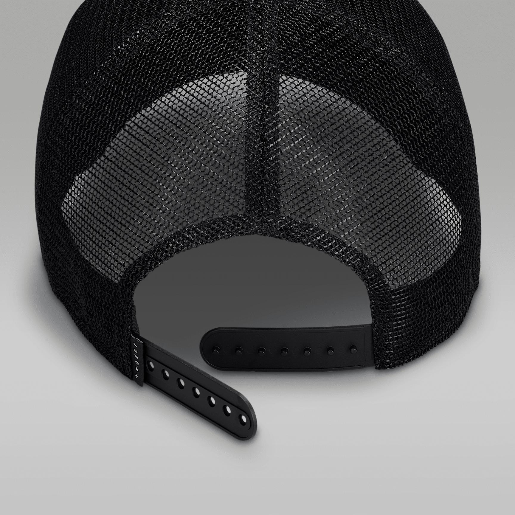 Jordan Trucker Hat Product Image