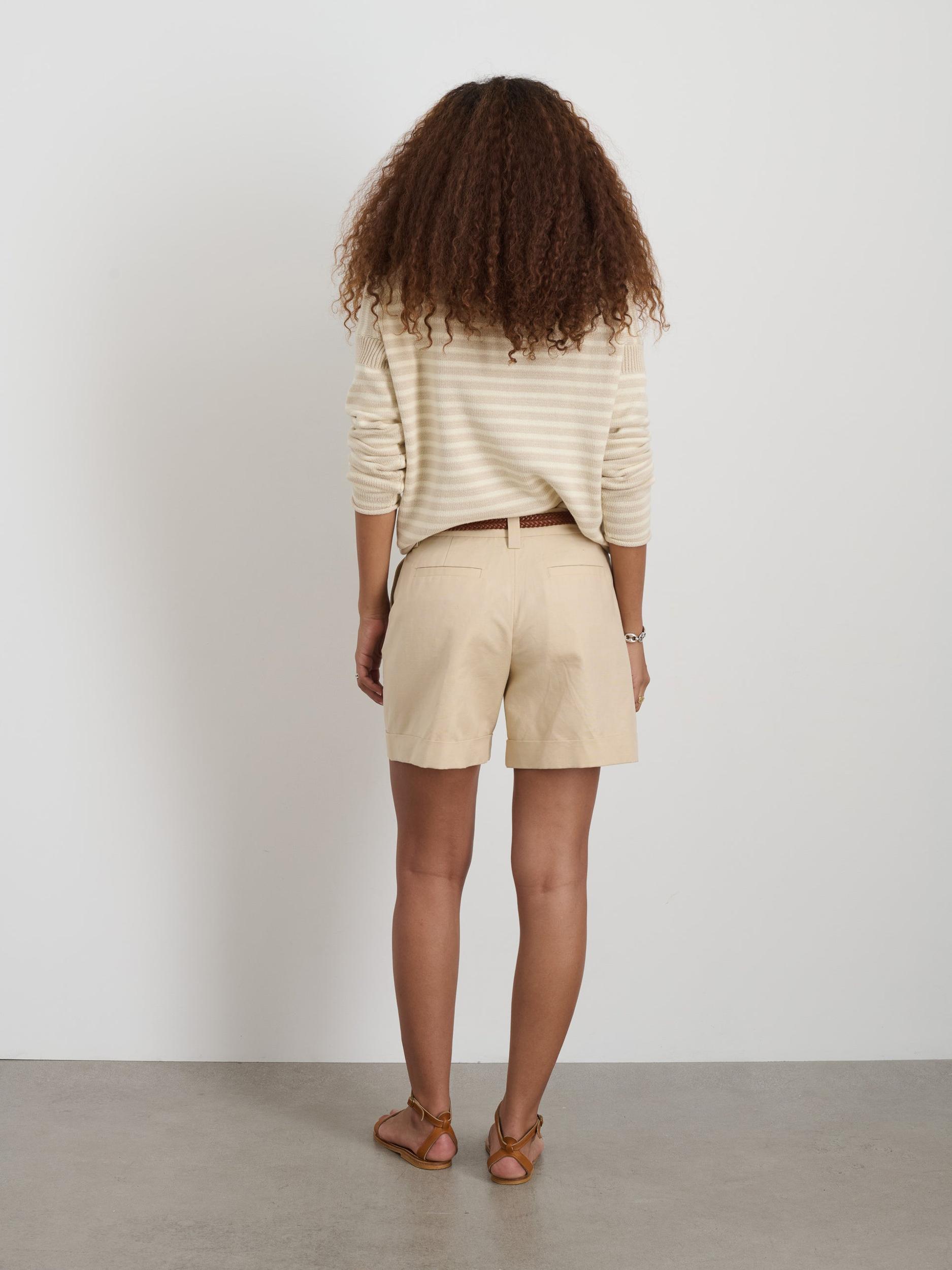 Soho Short In Cotton Linen Product Image