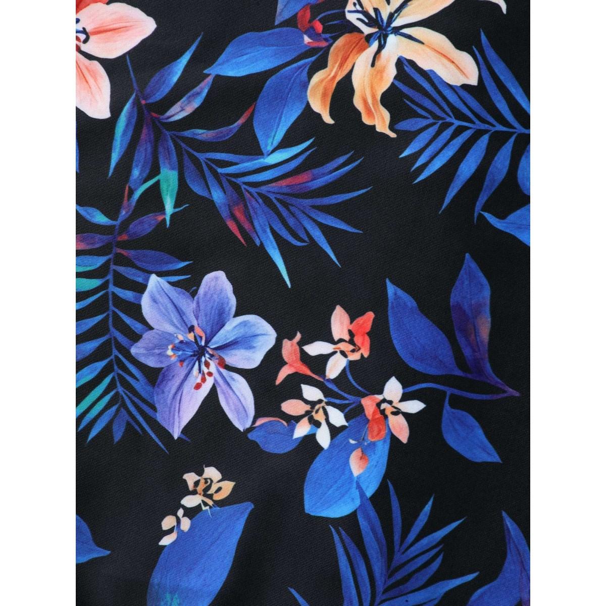 Plus Size Floral Paradise Pockets Swim Shorts Women's Swimwear Black Resort High stretch Skinny High Rise Side seam pocket Curve Swim Bottoms BloomChic 10/M Product Image