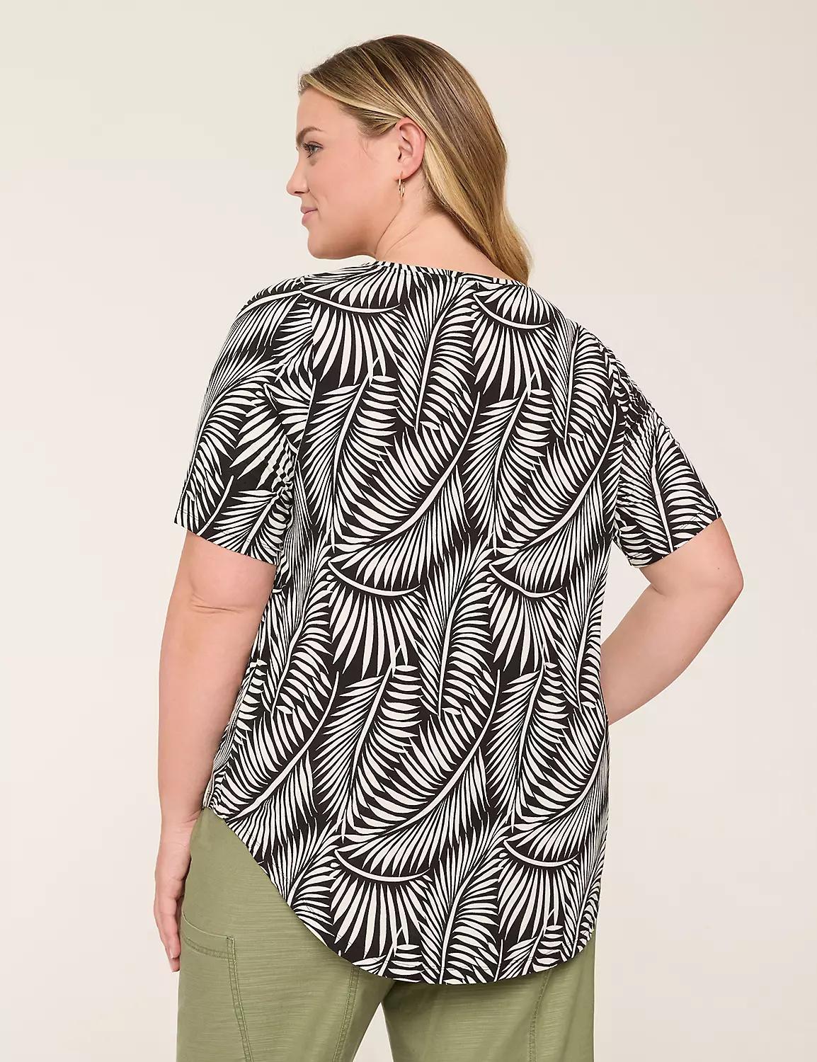 Perfect Sleeve V-Neck Curved-Hem Tee Product Image