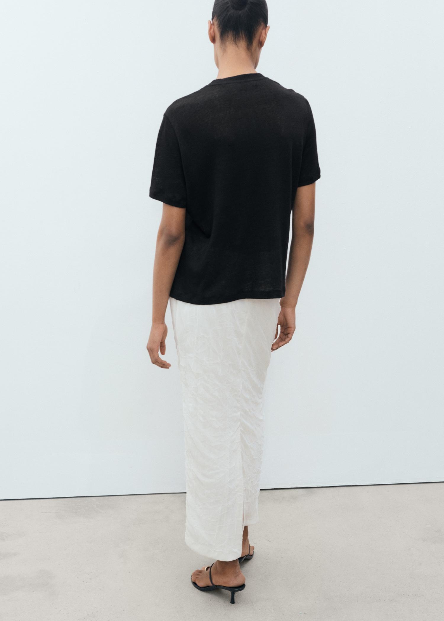 Short-sleeved linen t-shirt - Women | MANGO USA Product Image