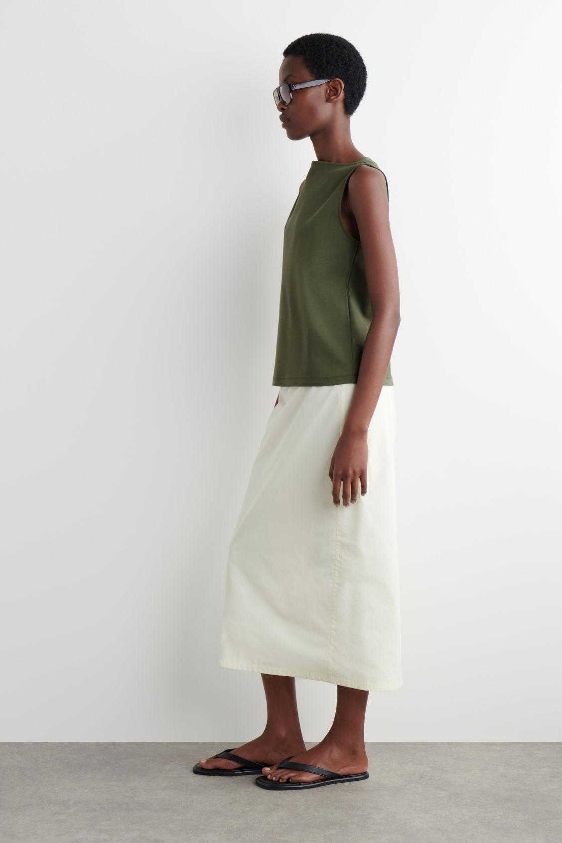 BOAT-NECK TANK TOP Product Image